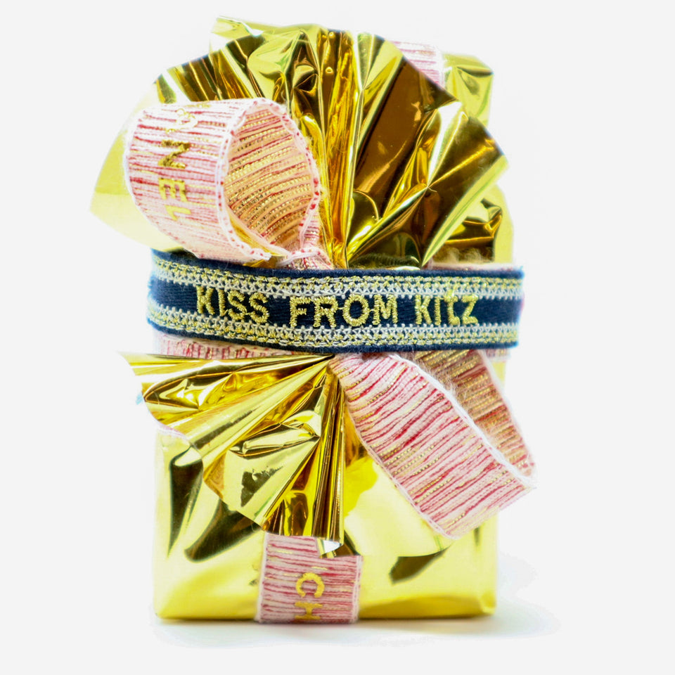 KISS from KITZ WOVEN BRACELET GOLDEN TEXT