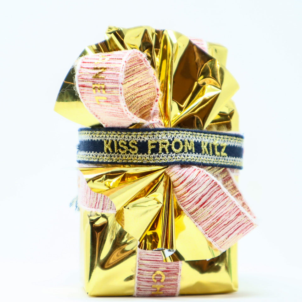 KISS from KITZ WOVEN BRACELET GOLDEN TEXT