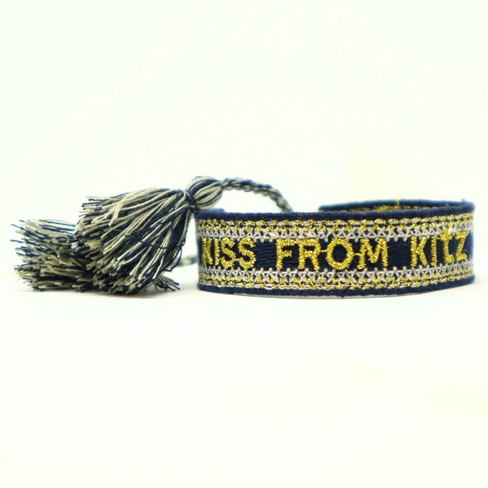 KISS from KITZ WOVEN BRACELET GOLDEN TEXT